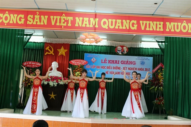 Các tiết mục văn nghệ